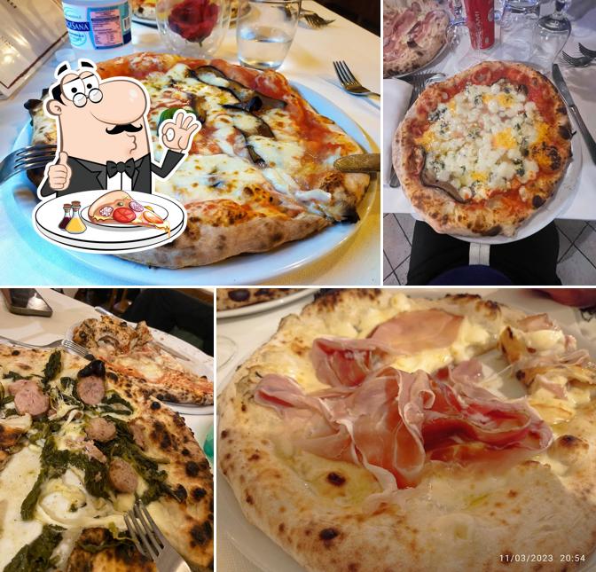 Prova una pizza a Hostaria Pizzeria La Rete di Caponio F