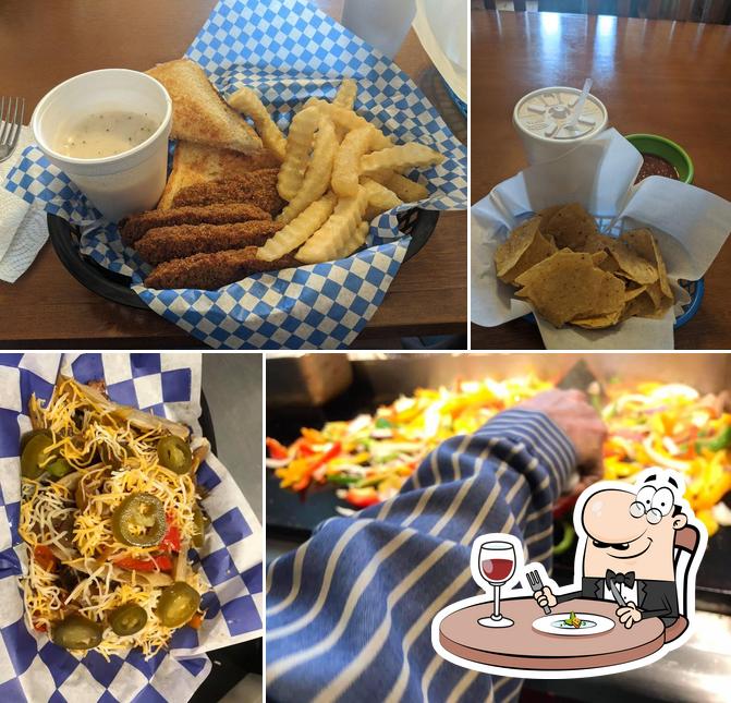 Tin Cup Cafe, 9693 TX290 in Estados Unidos Restaurant reviews