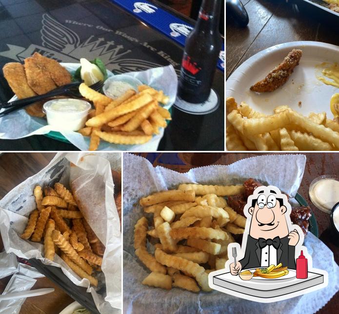 Wing King Cafe Fort Mill SC, Fort Mill, 200 N Dobys Bridge Rd 164