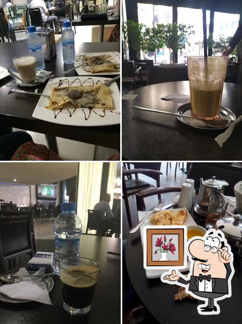 Trocadero : Café & Restaurant