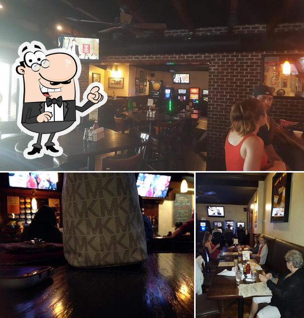 Fritz's Pour House Bar in Joliet Restaurant menu and reviews