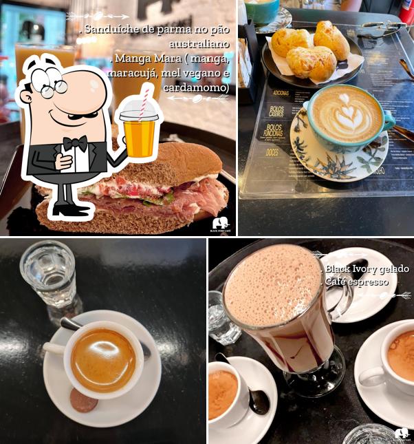 Black Ivory Café