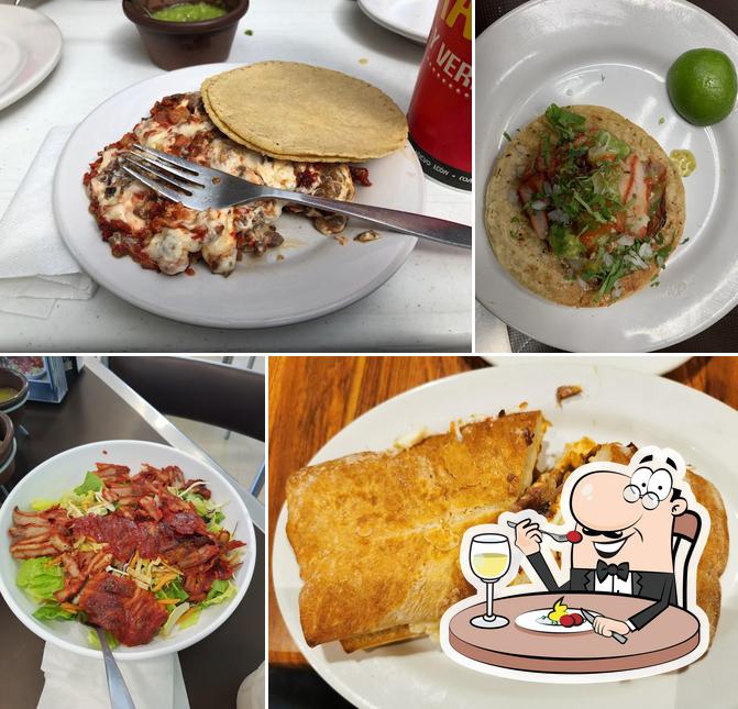 Restaurante Tacos el Pata BERNARDO QUINTANA, Santiago de Querétaro, Prol. Bernardo Quintana