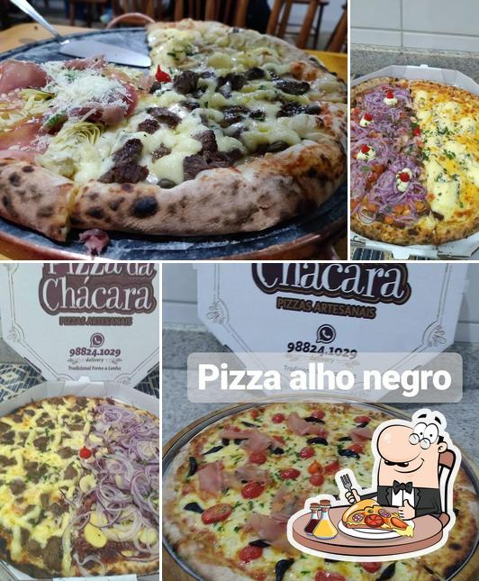 Escolha diferentes variedades de pizza