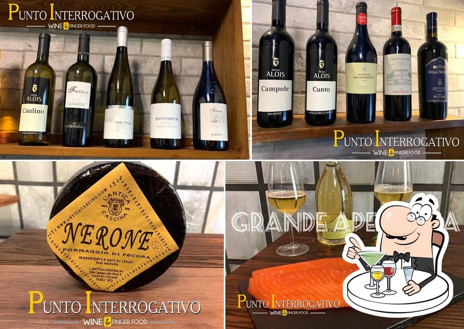 Punto Interrogativo Wine & Finger Food serve alcolici