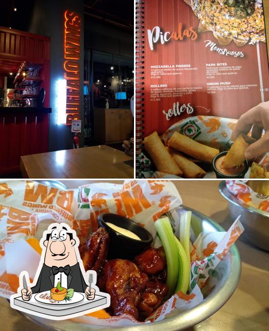 Buffalo Wings restaurant, Bogotá, Cl. 19 2A10 Local 315 Restaurant