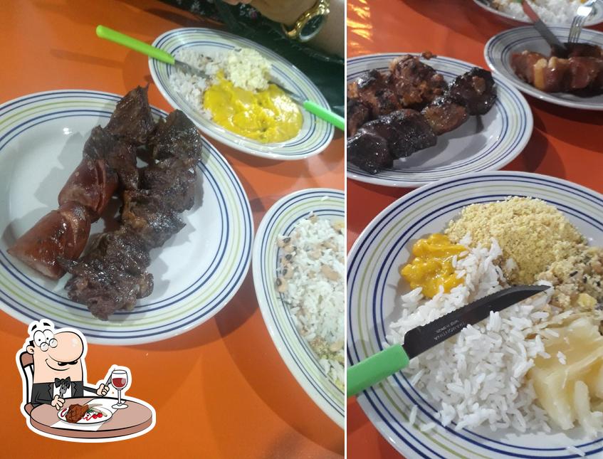 Há uma seleção de pratos para os amantes da carne