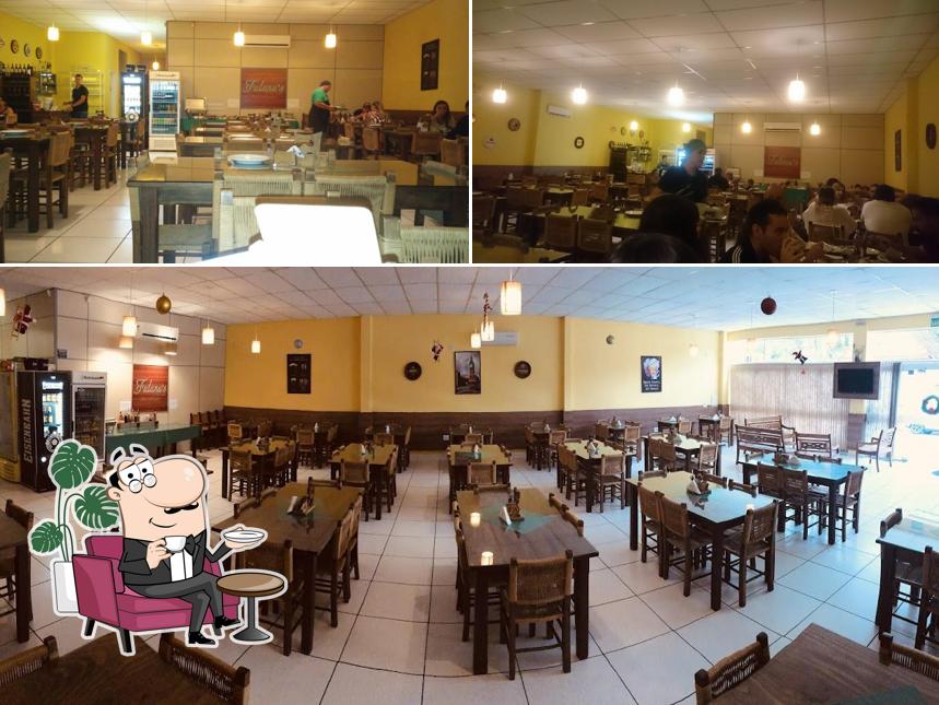 O interior do Fulanu's Panquecas e Bifes