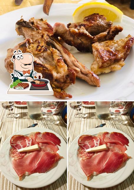 Prenditi i un pasto a base di carne a Ristorante "La Piazzetta"