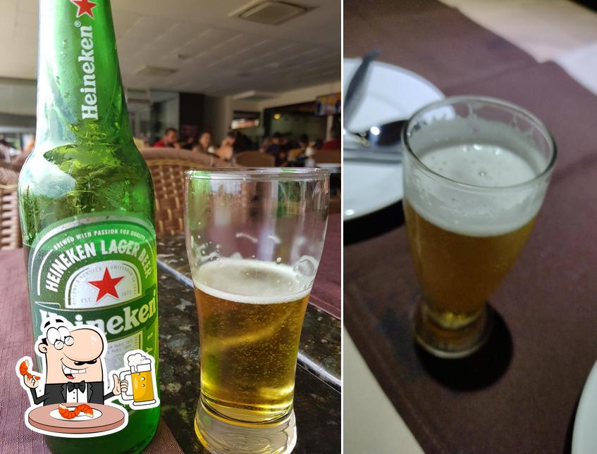 Peça um copo de cerveja leve ou escura