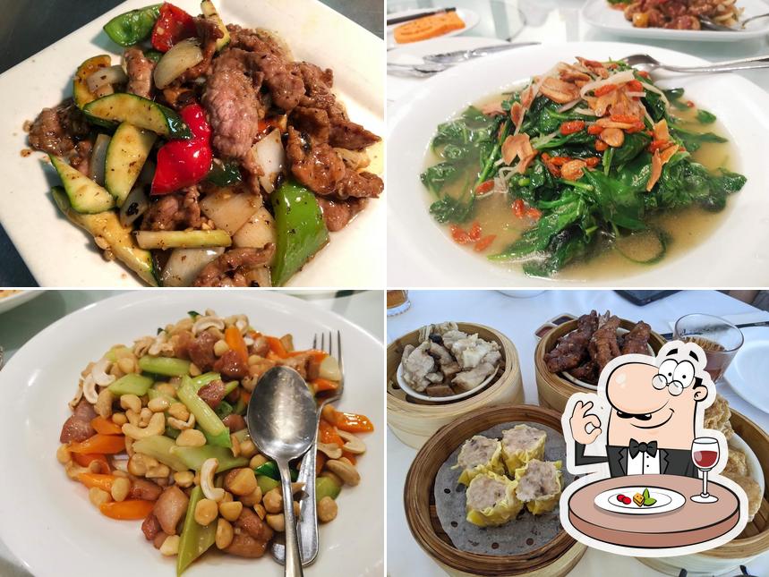 Jasmine Room Chinese Cuisine 百莉軒 Southport in Southport Restaurant