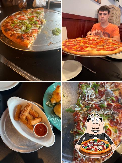 Coastal Pizza, 1916 S 14th St in Fernandina Beach Restaurant menu and reviews