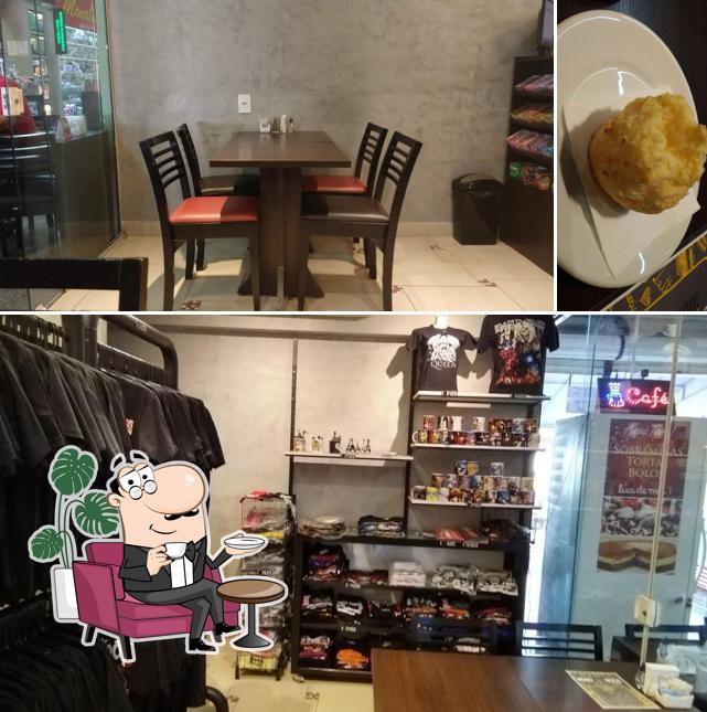 Puro Rock Café