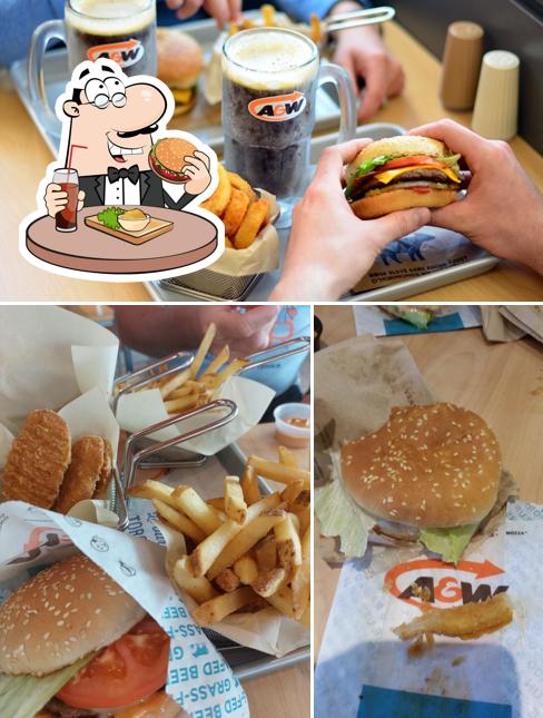 Prenez un hamburger à A&W Canada