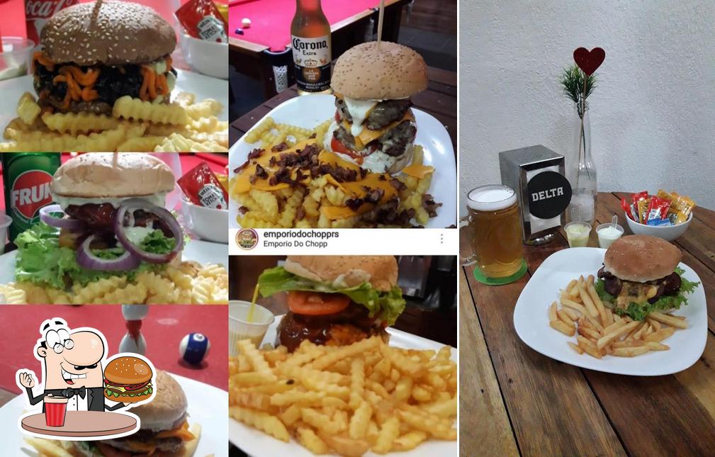 Delicie-se com um hambúrguer no Empório do Chopp