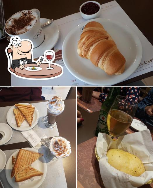 Platos en frans cafe