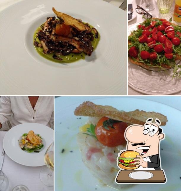 Ordina un hamburger a Officina del Gusto