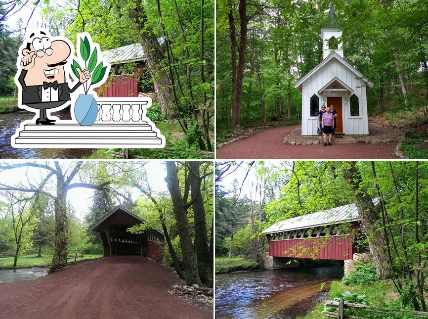 Red Mill Gift Shop, Coffee Shop, Ice Cream Parlor & Wedding Chapel in Waupaca Restaurant reviews