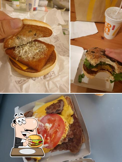 Essayez un hamburger à McDonald's