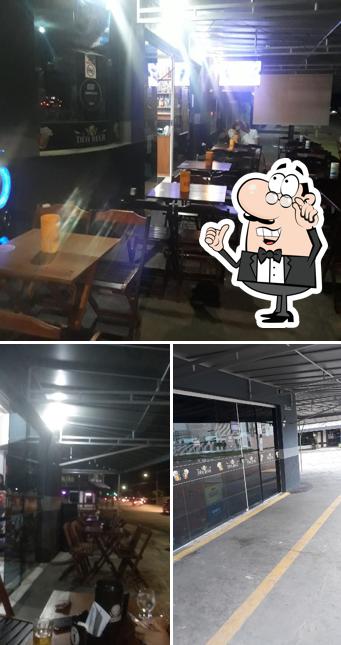 O interior do Déh Beer Conveniência