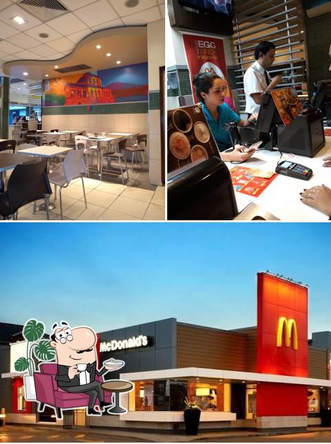 O interior do McDonald's