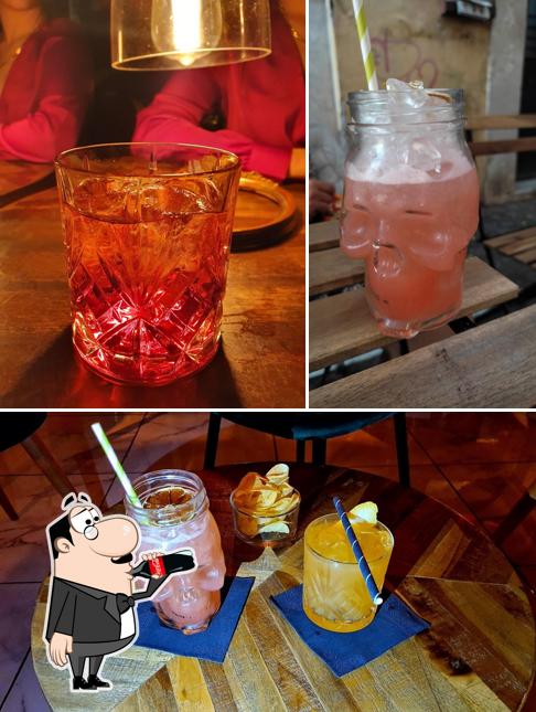 Goditi un drink dal menu