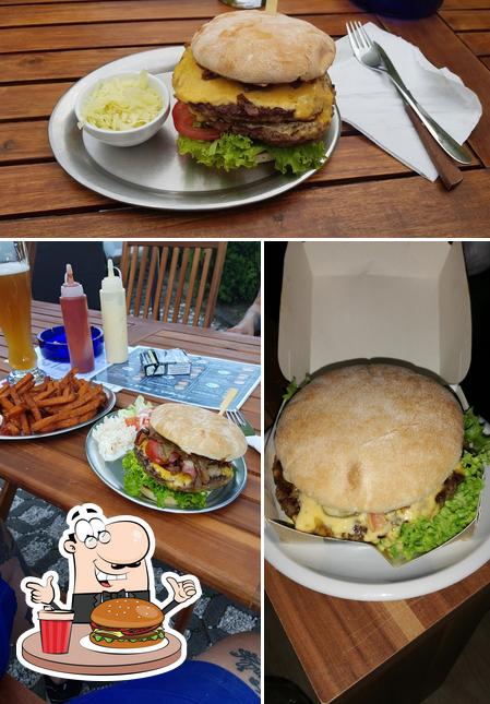 Order a burger at Burger-Werk