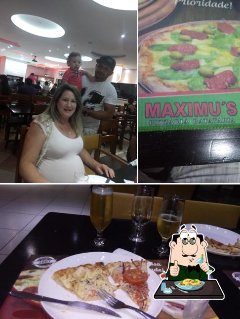 Comida em Pizzaria Maximu’s