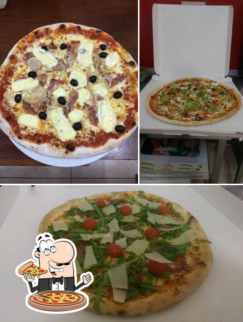 Prova una pizza a PizzaStore Cadenazzo