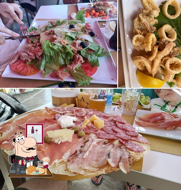 Scegli i un pasto a base di carne a Beach Club Bar