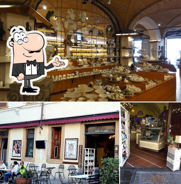 Gli interni di enjoy caffè