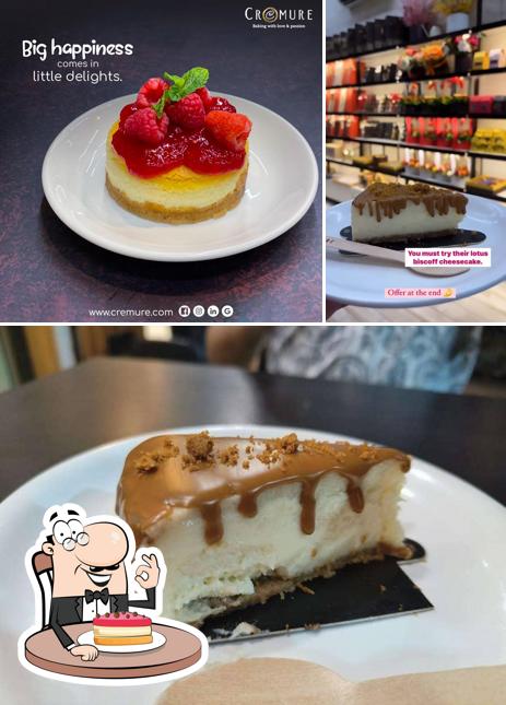 Cheesecake at Cremure Malad