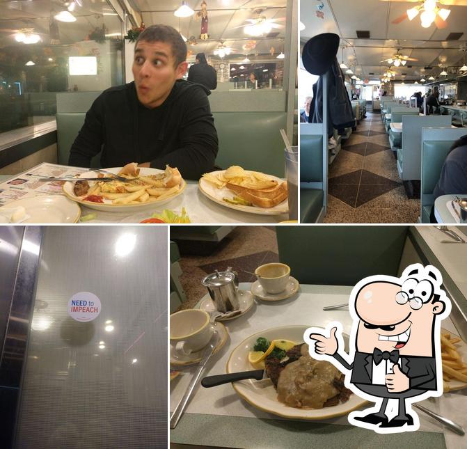 Golden Gate Diner in Allentown Restaurant menu and reviews