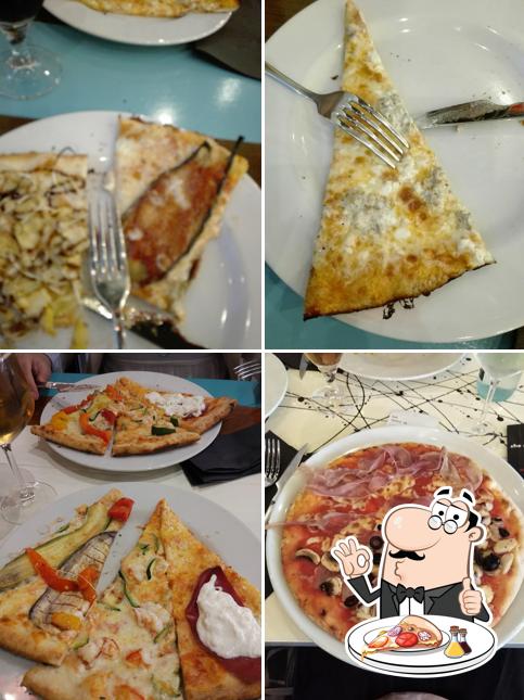 Scegli una pizza a Pizzaround Monza