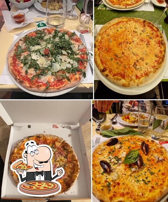 Ordina tra le svariate varianti di pizza