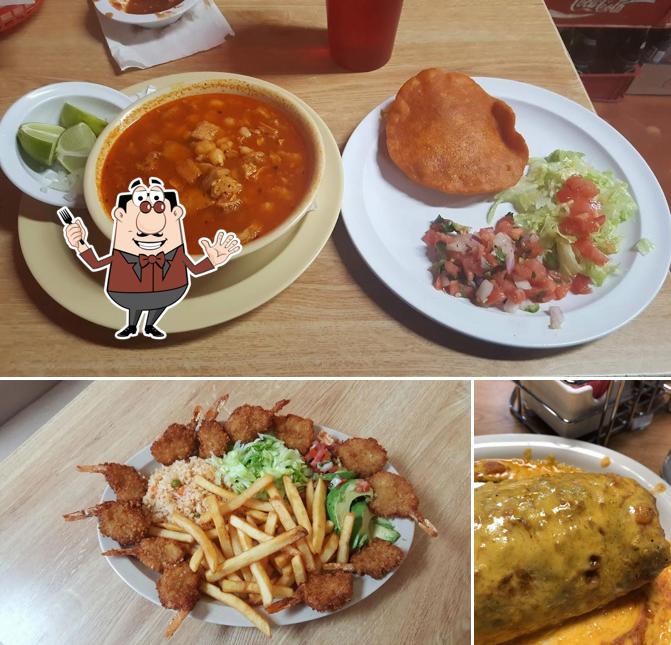 Food at Los Agaves Restaurant - Mexican Food Jalisco Style