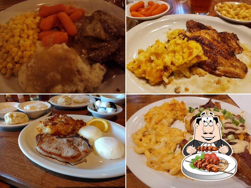 Platos en Cracker Barrel Old Country Store