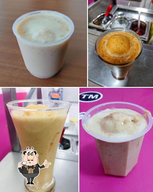 Madurai Famous Jigarthanda offers a variety of drinks