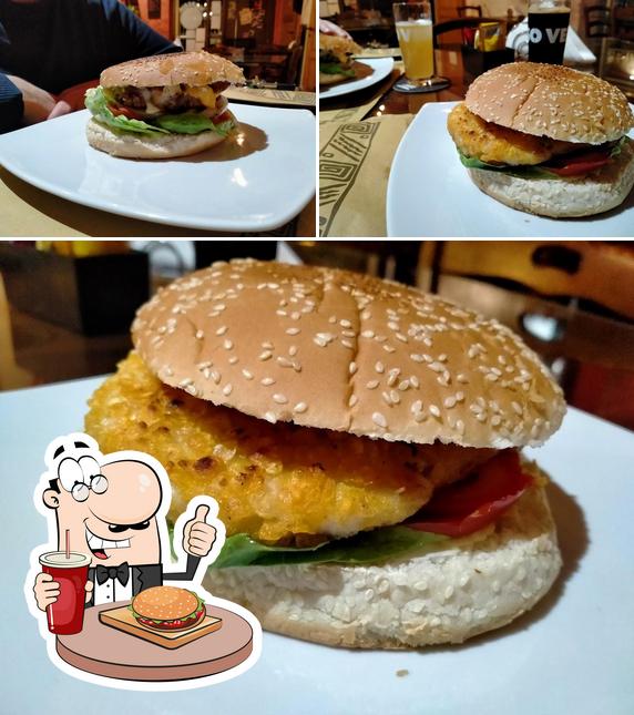 Ordina un hamburger a B17 Di Bubbico Pier Luigi
