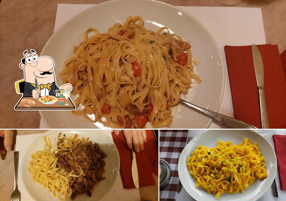 Pad thai al RISTORANTE PIZZERIA ALPINI