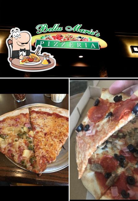 Elige una pizza en Bella Marie's Pizzeria & Restautant