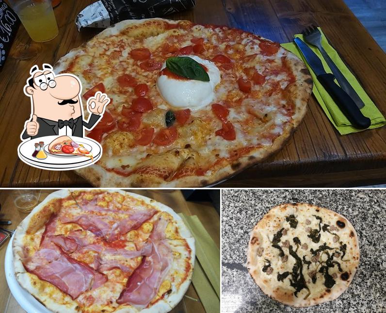 Choisissez des pizzas à Pizzeria I 2 Mimì