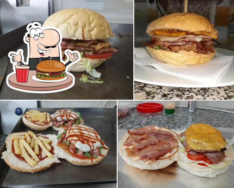 Ordina un hamburger a Pan di Pizza Sassari