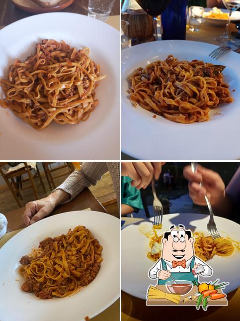 Spaghetti alla bolognese al Fiaschetteria