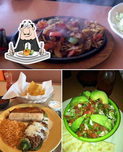 Rey Azteca, 255 New Castle Rd in Butler - Restaurant menu and reviews