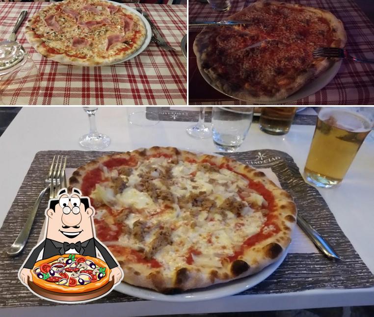 Ordina tra le svariate varianti di pizza