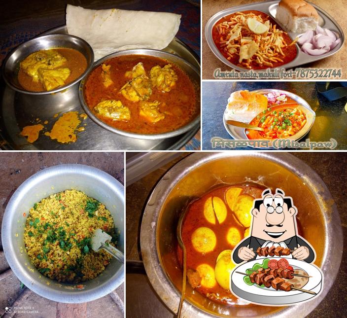 Food at Mahuli Trekkers House (कृष्णा मामा आगिवले)