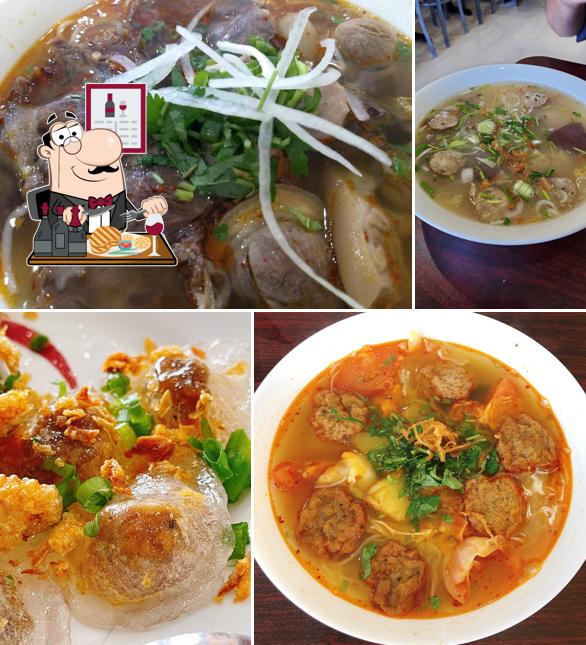 Best banh cuon in Houston restaurants, spring 2024 Restaurant Guru