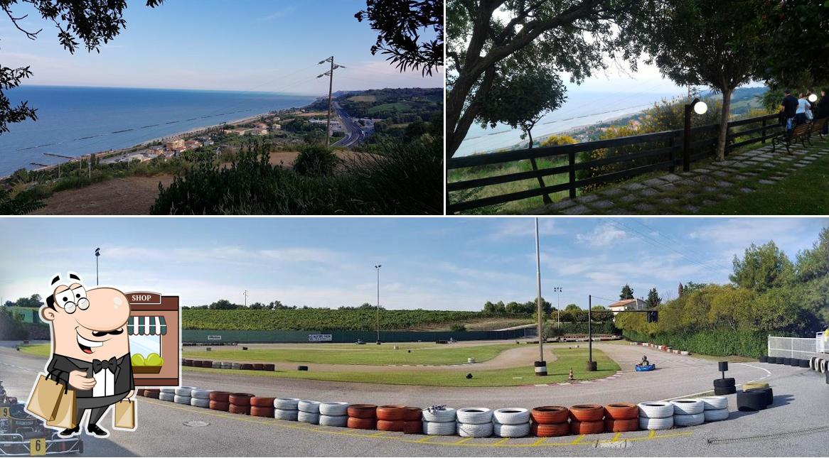 Puoi goderti l'aria fresca dal dehors di MOTOR PARK