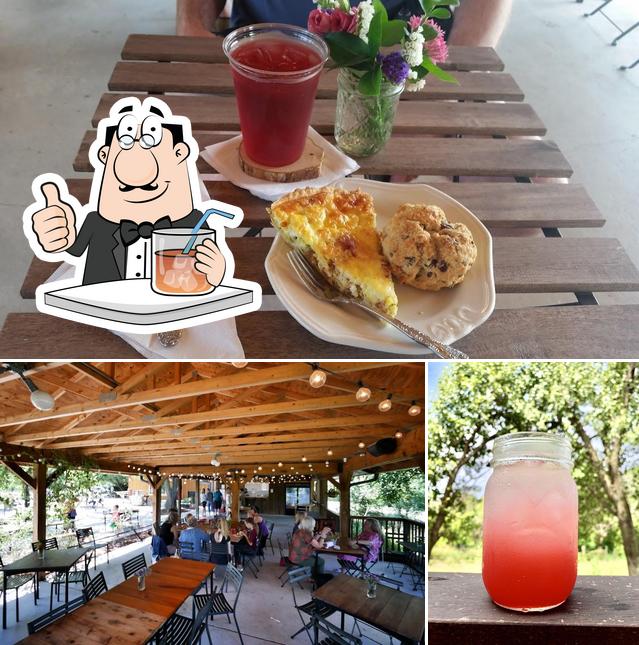 Elderslie Farm, 3501 E 101st St N in Kechi Restaurant reviews